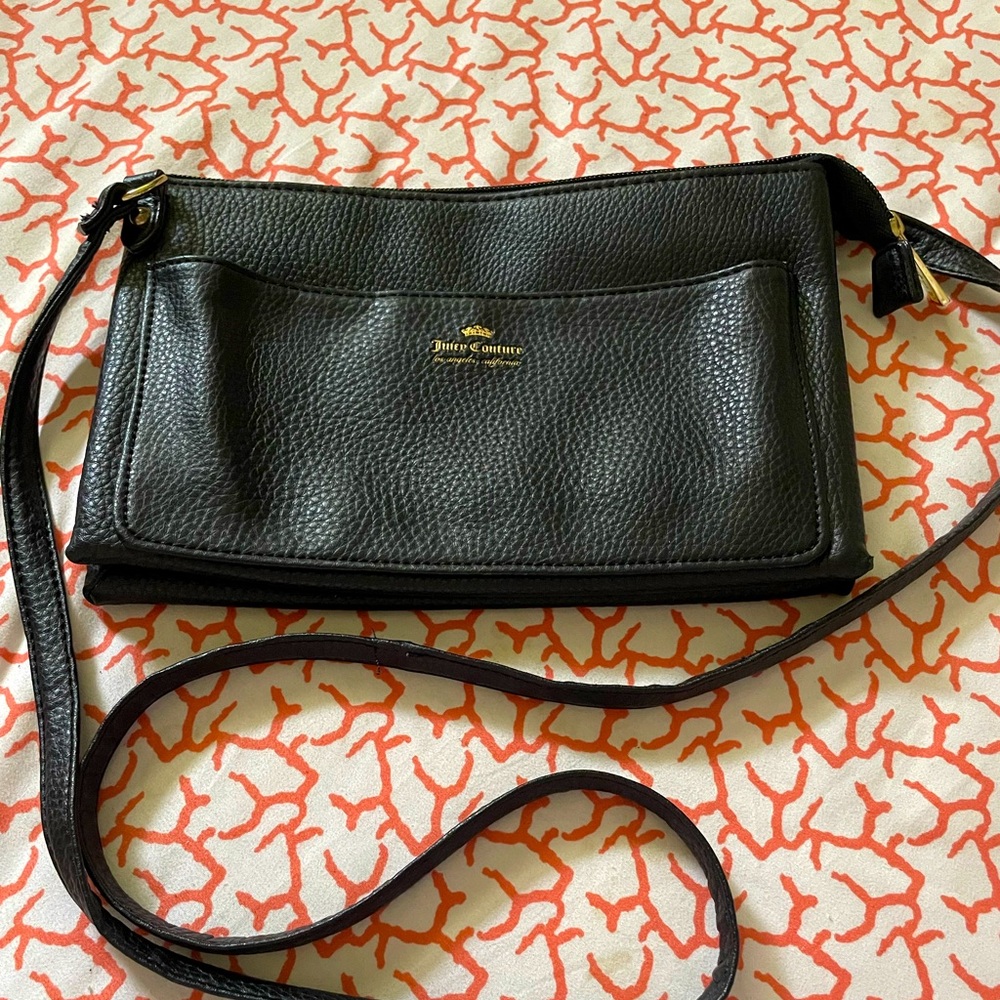 Juicy Couture crossbody-new-black-EXCELLENT condition-leathercleaning out closet
